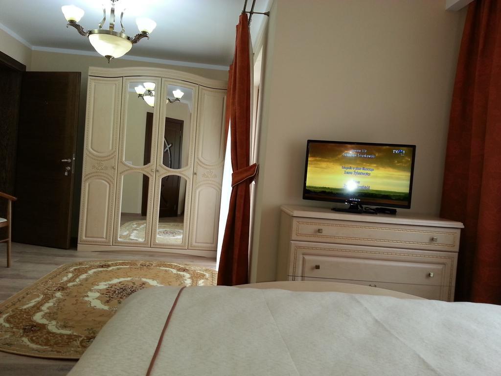 Pensiunea Eladi Borşa Buitenkant foto